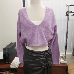 BDG Valeria Cropped V-Neck Sweater